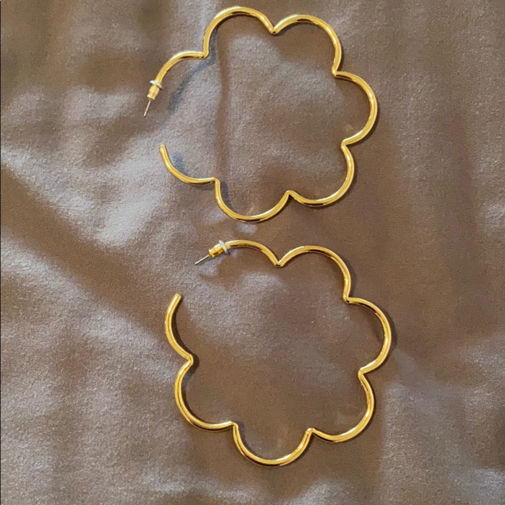 Kate Spade scalloped hoop earrings